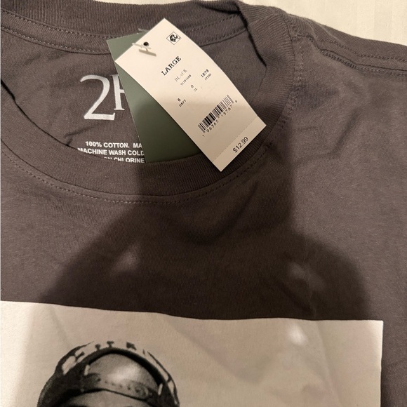 2Pac Gray Men's Shirt - Picture 4 of 4